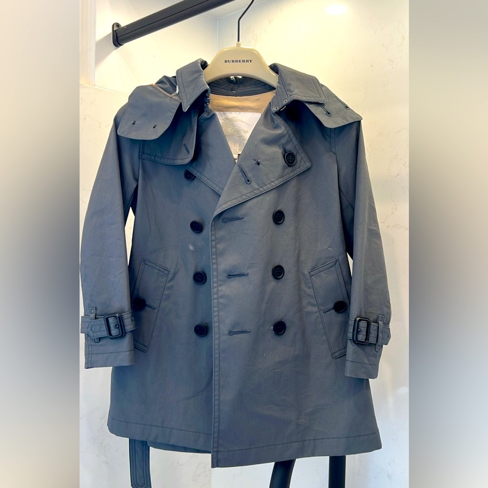 Burberry Trenchcoat